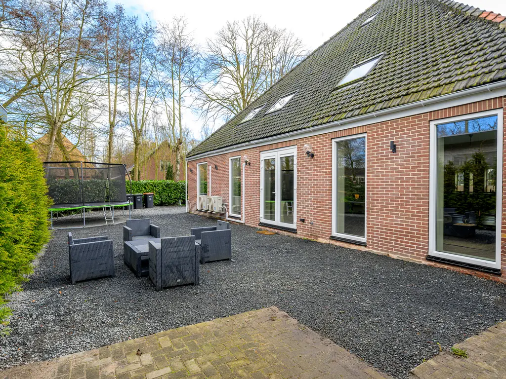 Midwouder Dorpsstraat 10, MIDWOUD