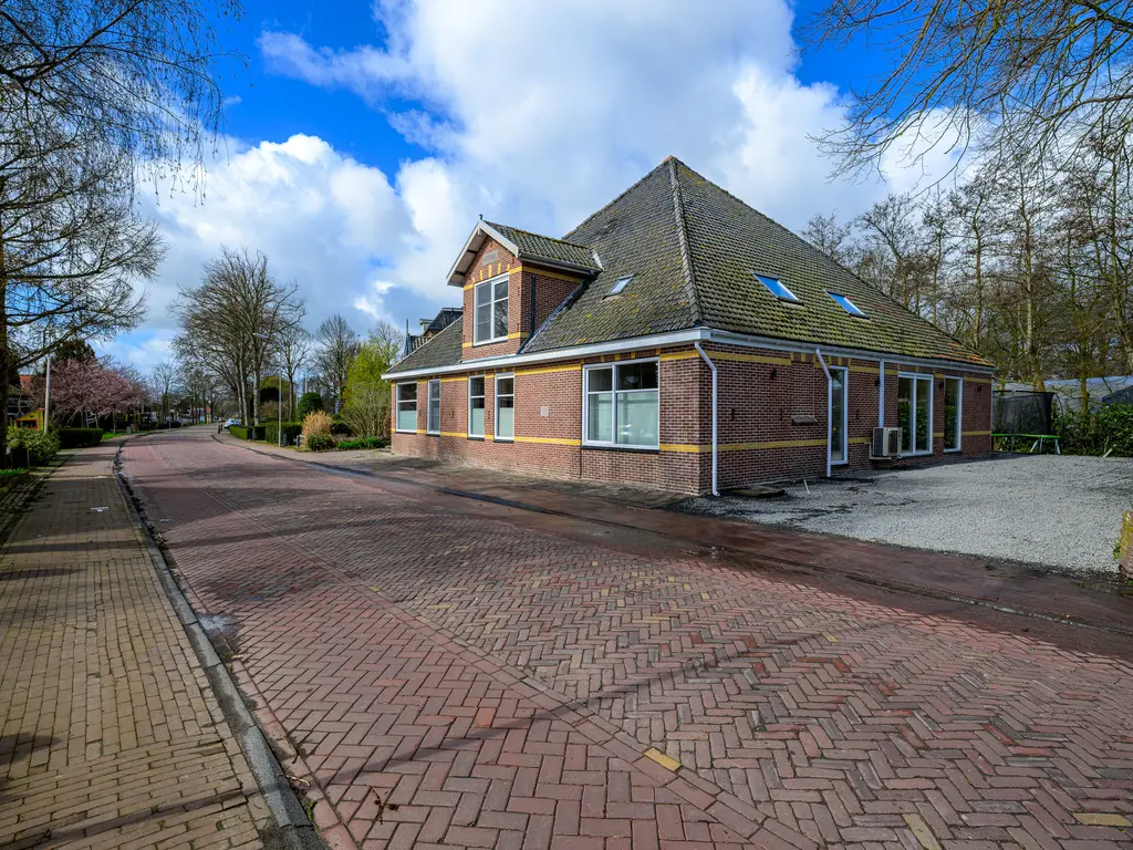 Midwouder Dorpsstraat 10, MIDWOUD