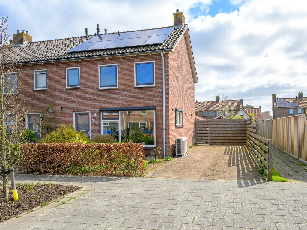 Van Steenstraat 34, WIERINGERWERF