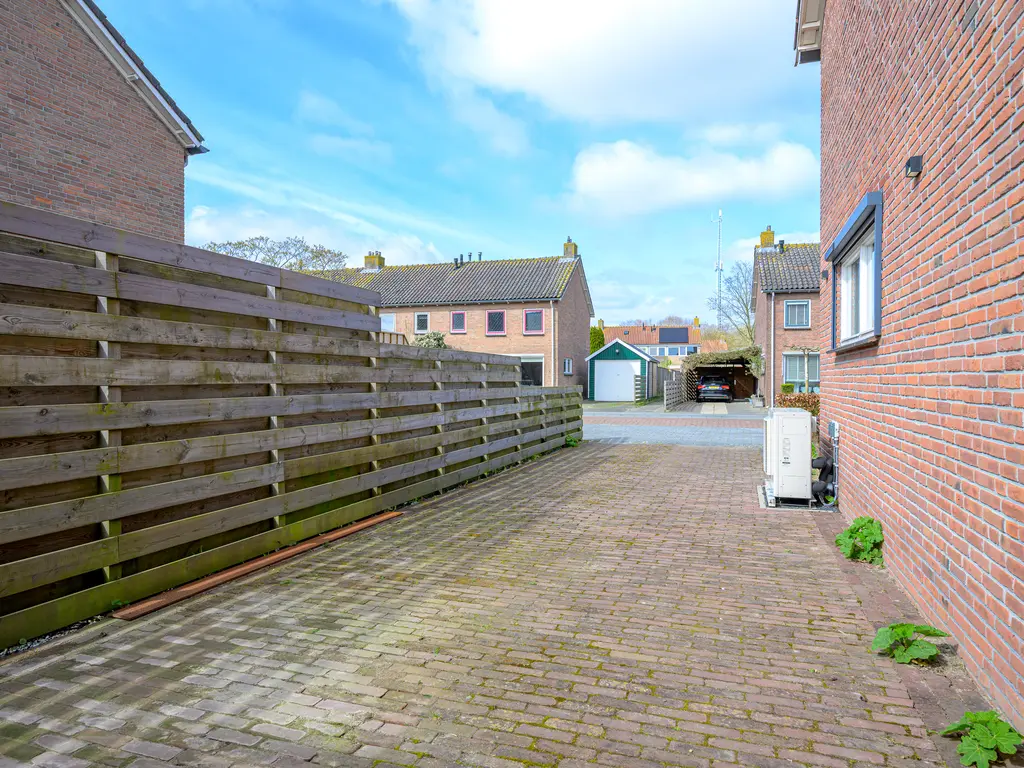 Van Steenstraat 34, WIERINGERWERF