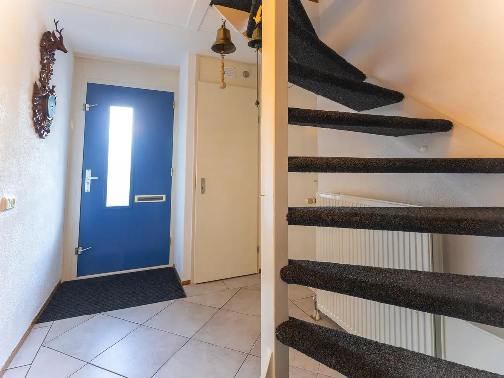 Iepenstraat 15, Winkel