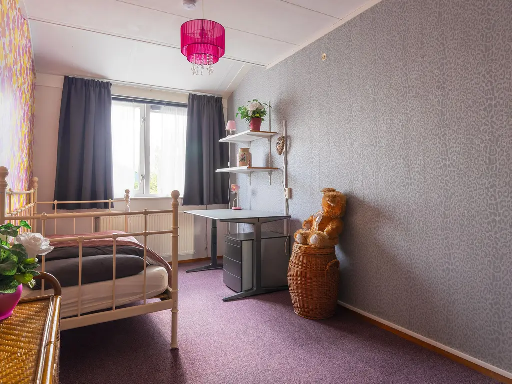 Iepenstraat 15, Winkel