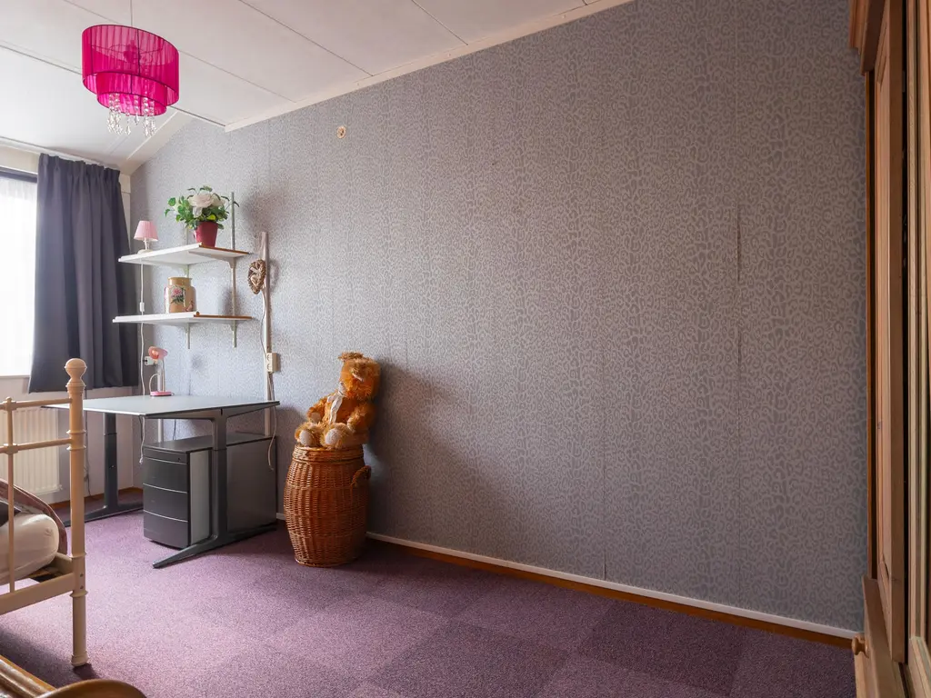 Iepenstraat 15, Winkel