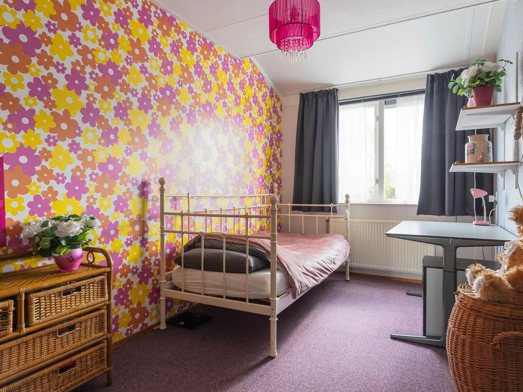 Iepenstraat 15, Winkel