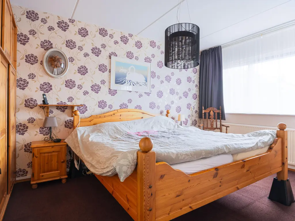 Iepenstraat 15, Winkel