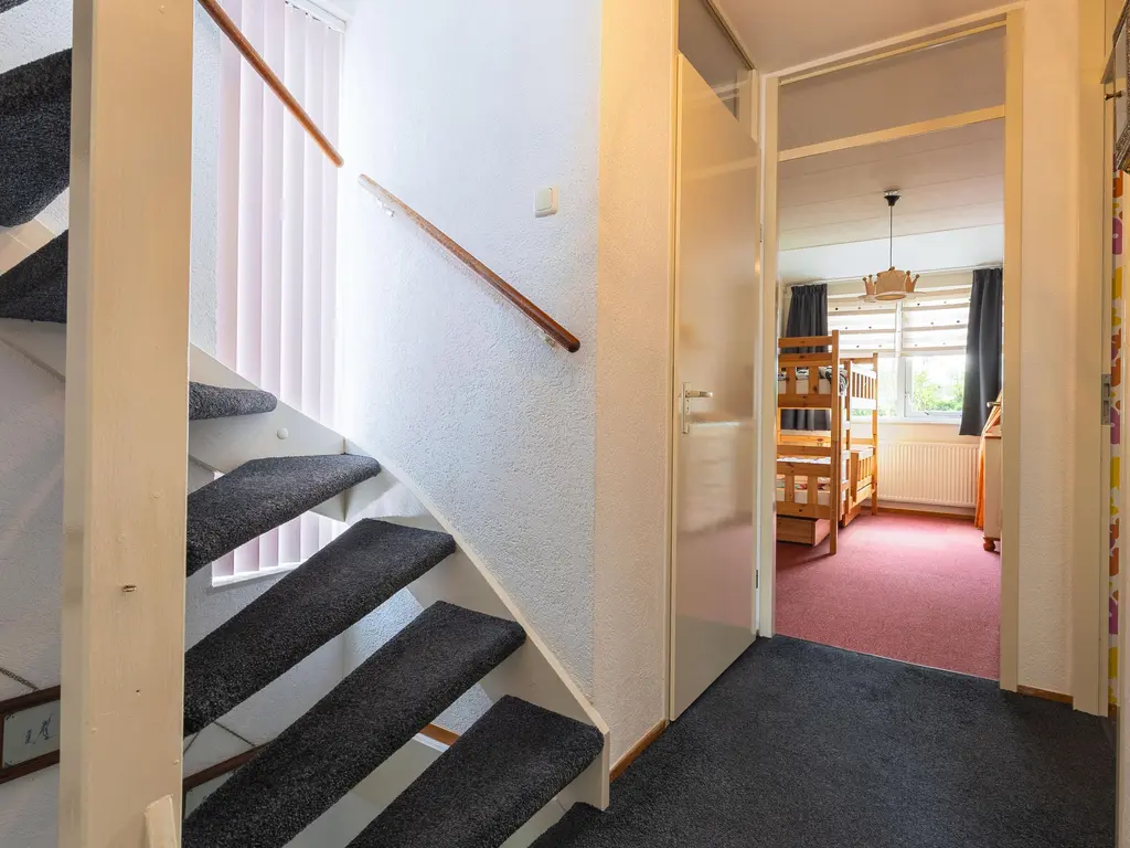 Iepenstraat 15, Winkel