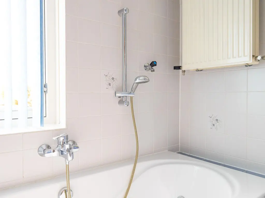 Iepenstraat 15, Winkel