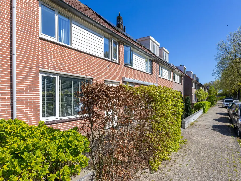 Nachtegaal 100, Hoorn