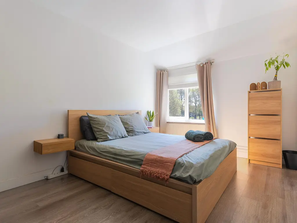 Nachtegaal 100, Hoorn