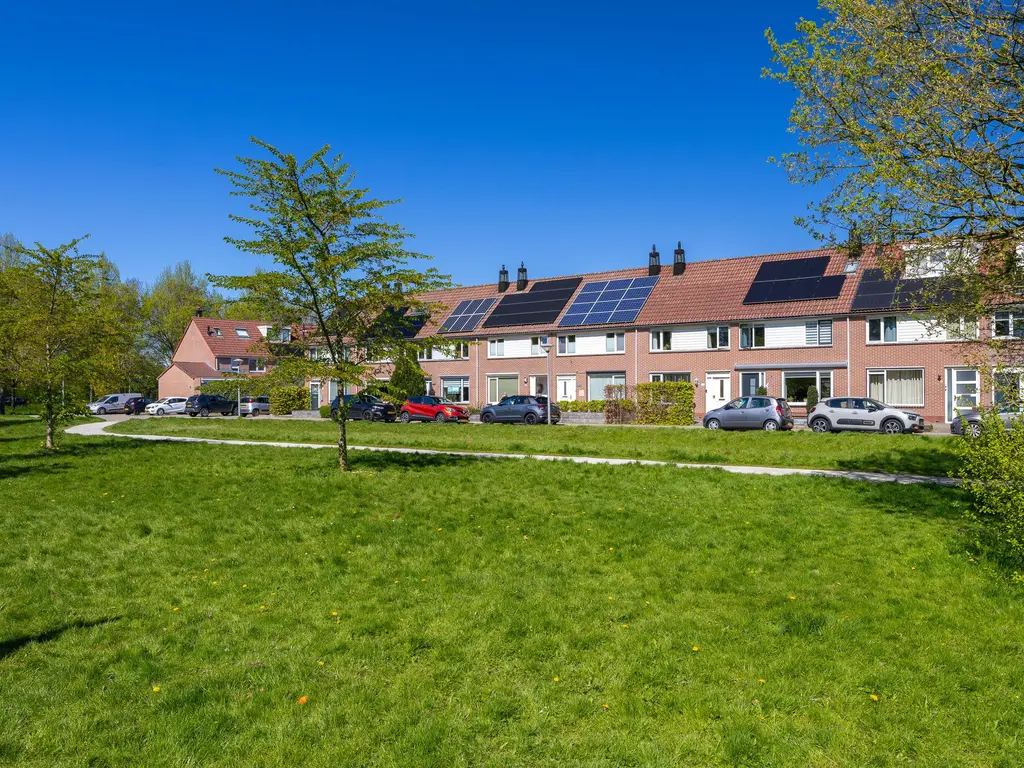 Nachtegaal 100, Hoorn