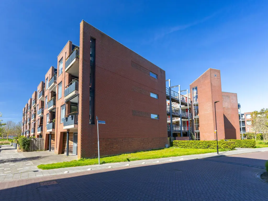 Tjaarlingermeer 126, Heerhugowaard