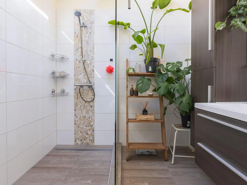 Poolster 93, Hoorn