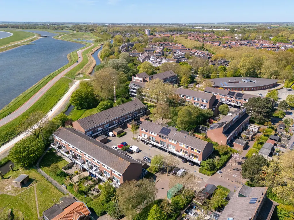 Poolster 93, Hoorn