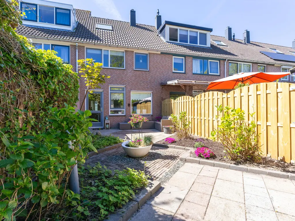 Drecht 27, HEERHUGOWAARD
