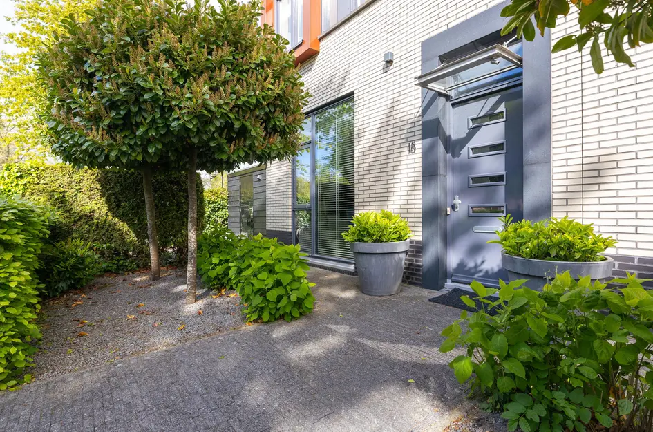 Wabenstraat 18