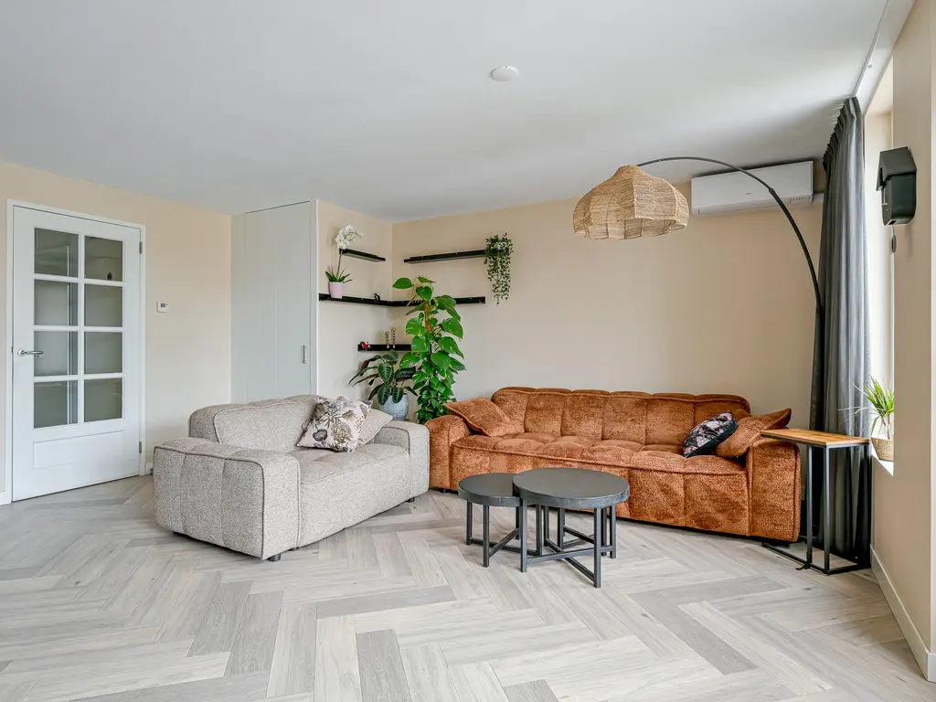 Rie Beisenherzland 5, HEERHUGOWAARD
