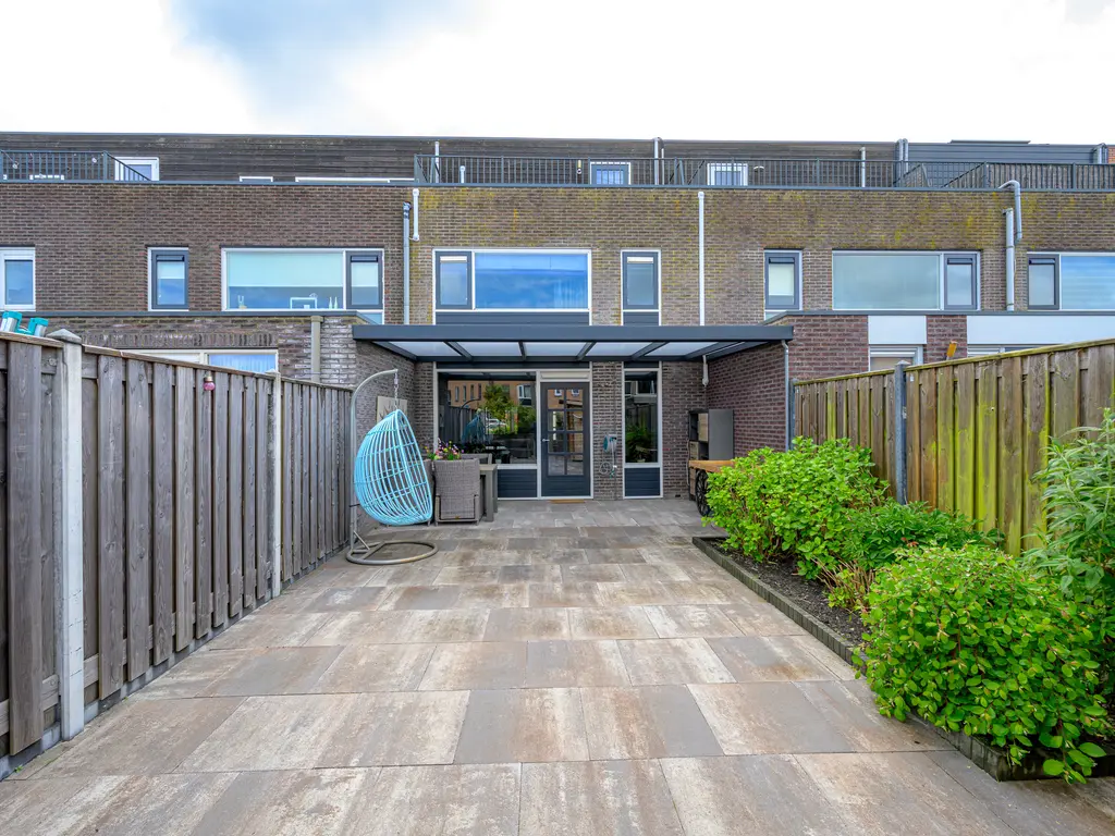 Rie Beisenherzland 5, HEERHUGOWAARD