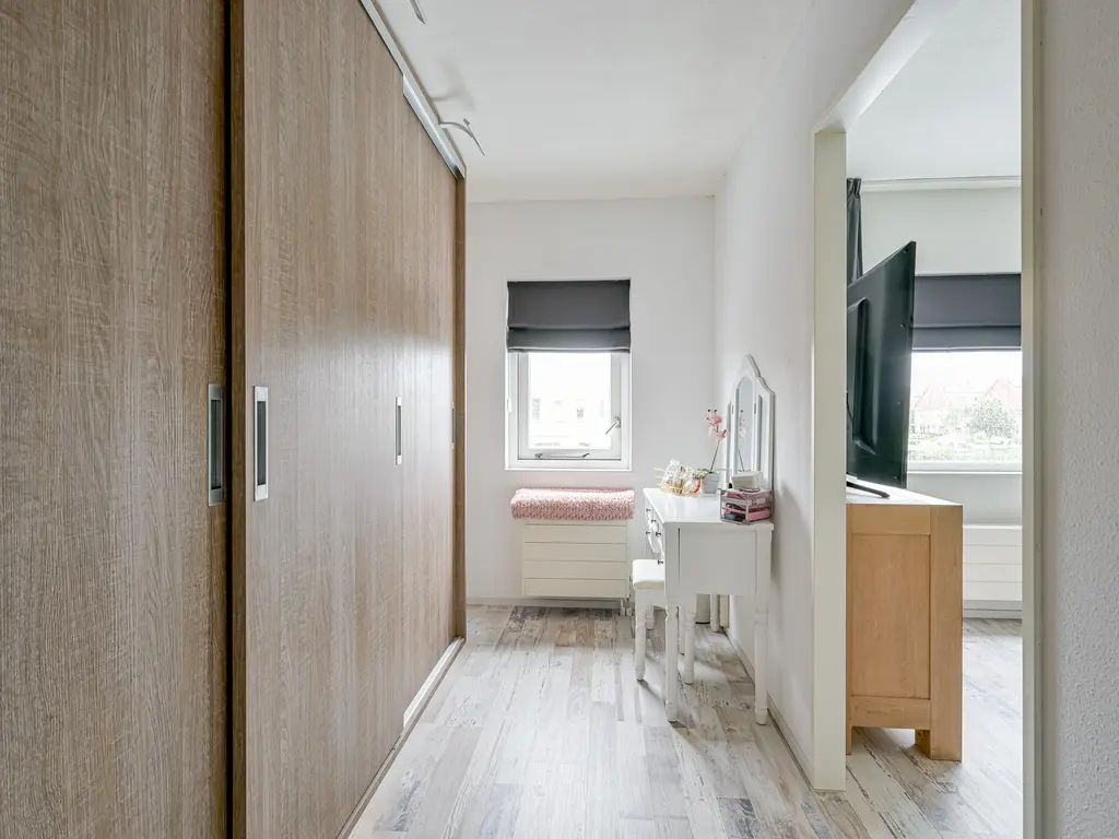 Rie Beisenherzland 5, HEERHUGOWAARD