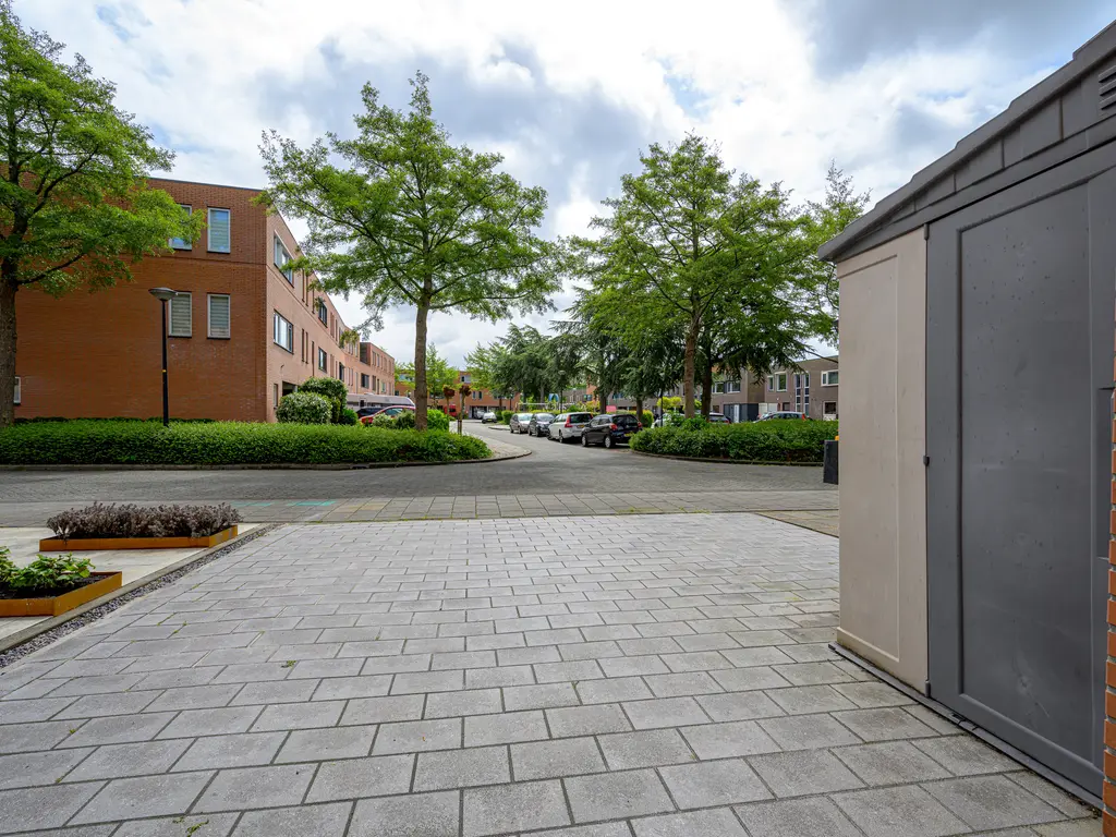 Rie Beisenherzland 5, HEERHUGOWAARD