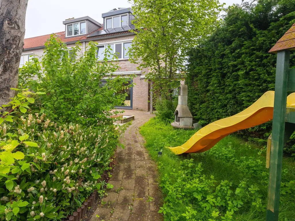Kinderbalk 7, HOORN