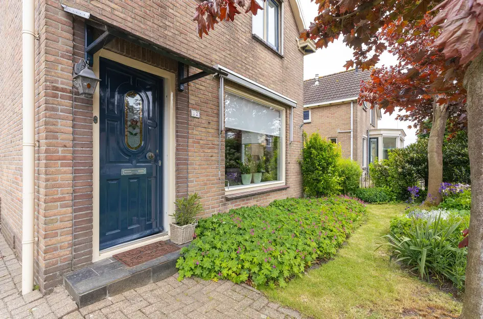 Bernhardstraat 12