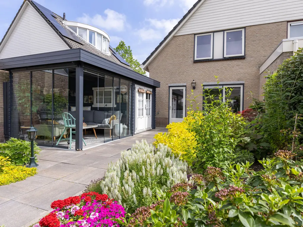 Florijn 131, HOORN