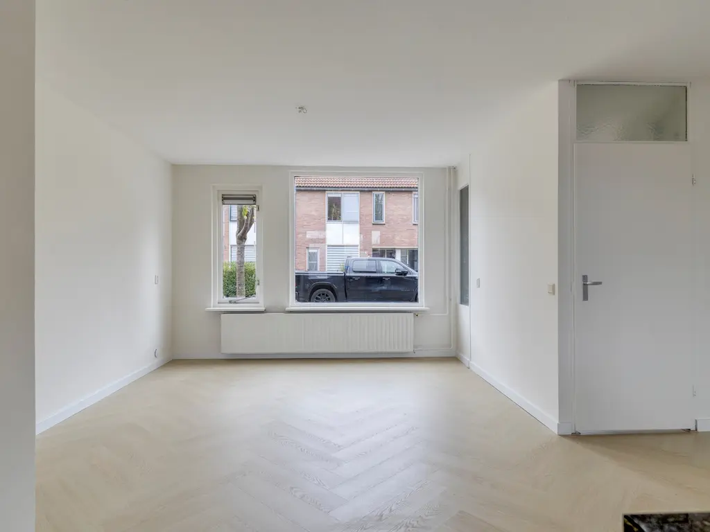 Koolmees 36, HOORN