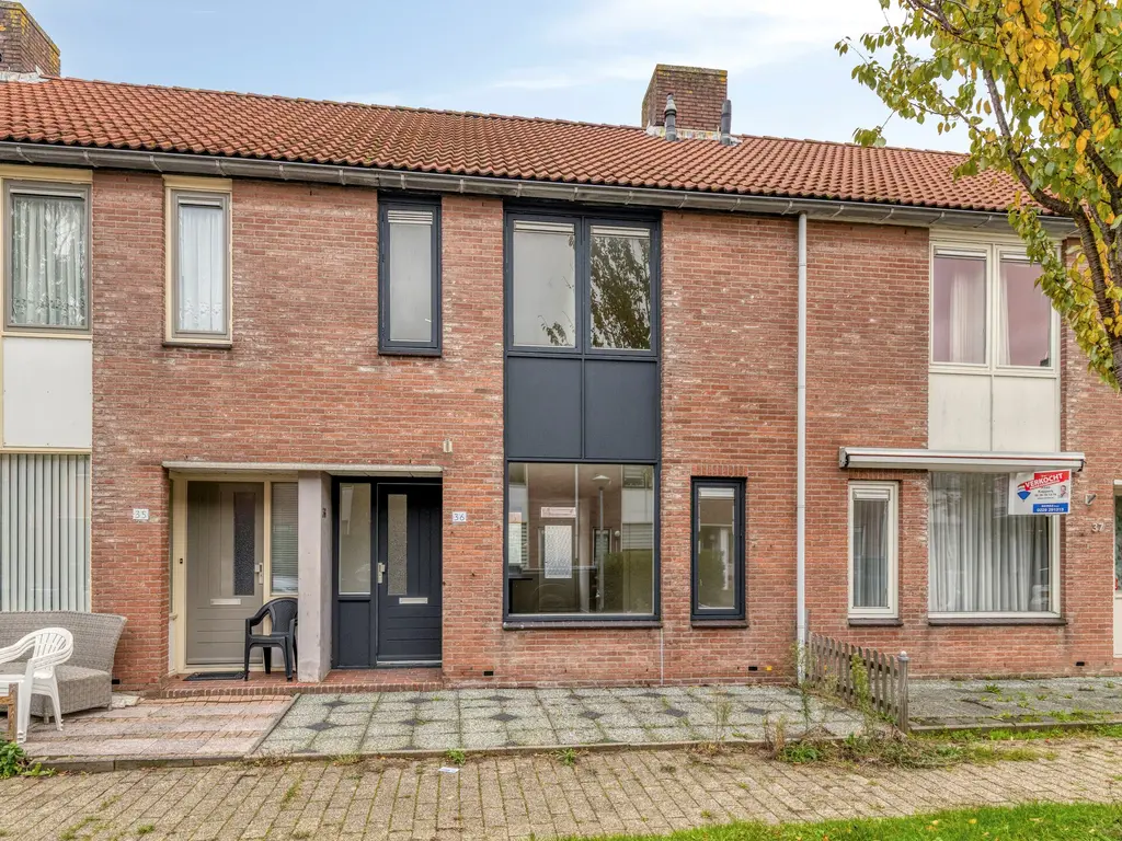 Koolmees 36, HOORN