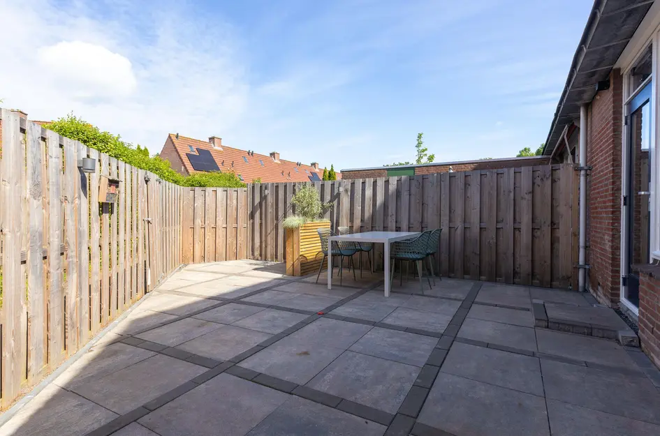 Patio 118