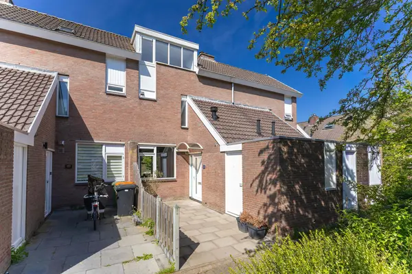 Langetuin 204