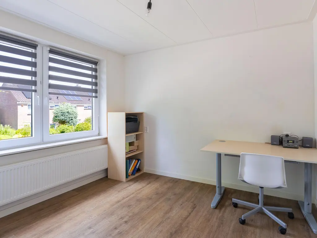 Henri Dunantstraat 33, BOVENKARSPEL