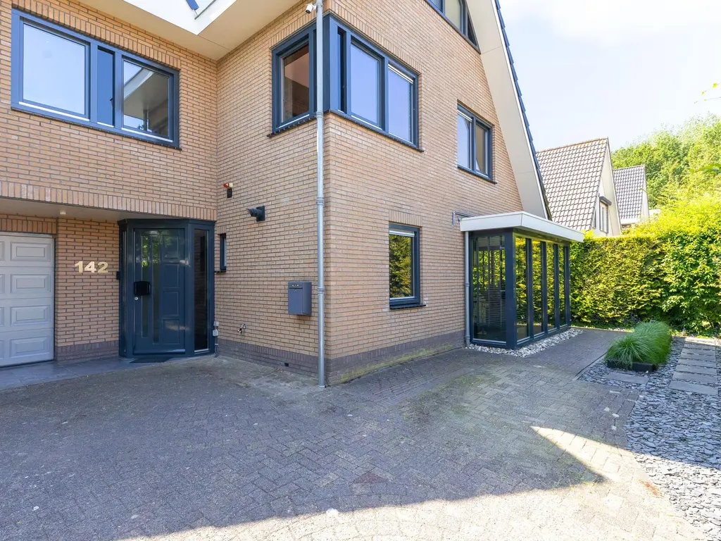 Bertus Aafjeshof 142, HOORN