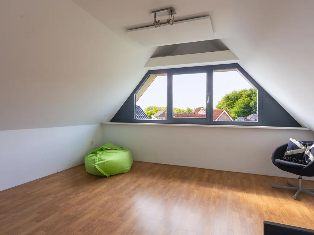 Bertus Aafjeshof 142, HOORN