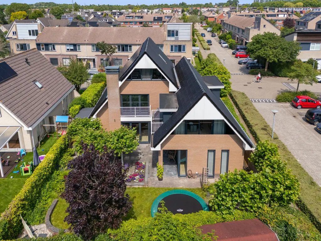 Bertus Aafjeshof 142, HOORN