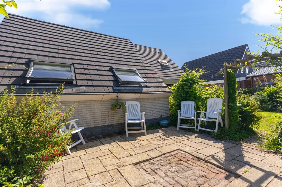 Koperwiek 4