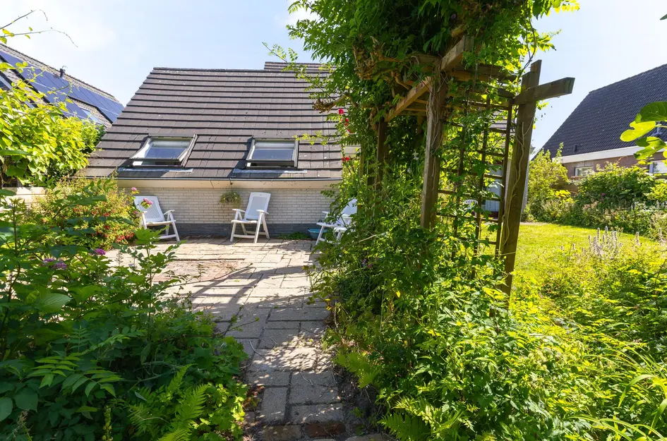 Koperwiek 4