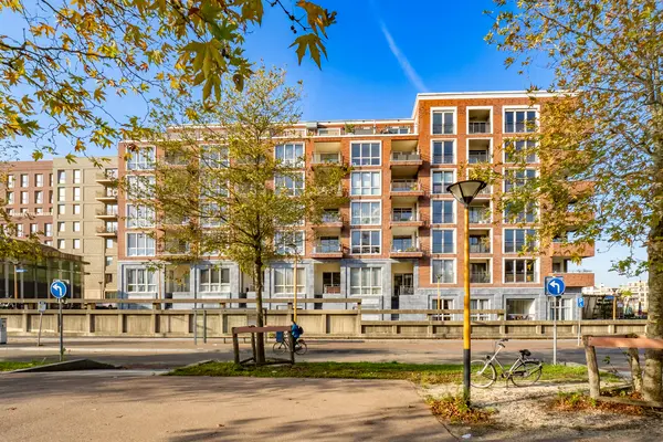 San Marinostraat 191