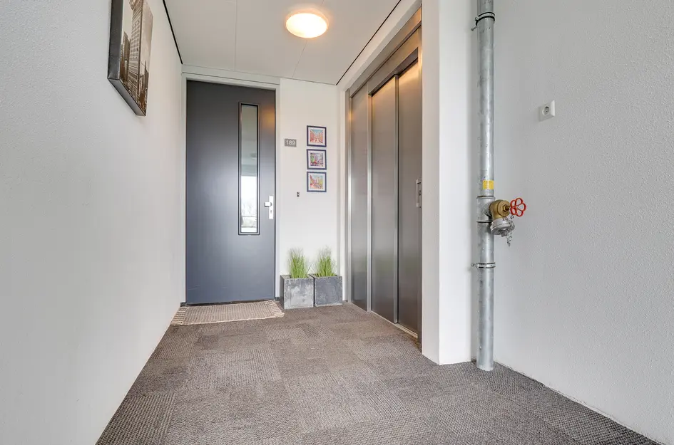 Royaards van den Hamkade 193