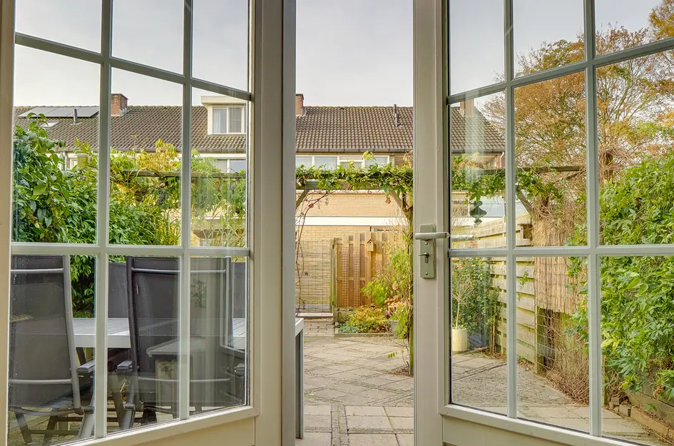 G.R. van Kinschotstraat 23