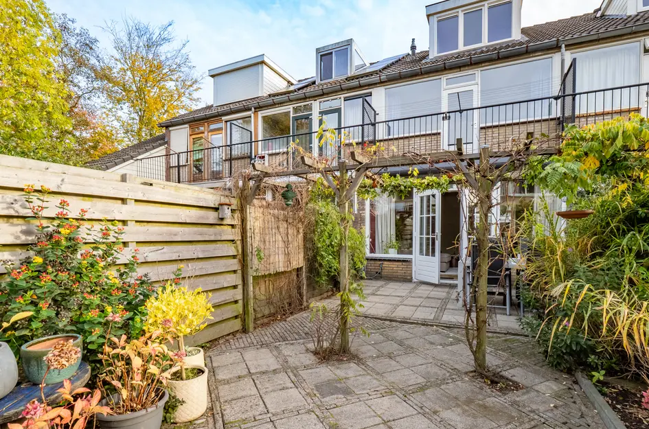 G.R. van Kinschotstraat 23