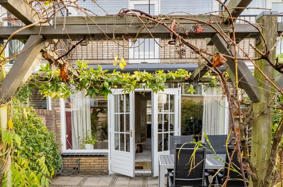 G.R. van Kinschotstraat 23