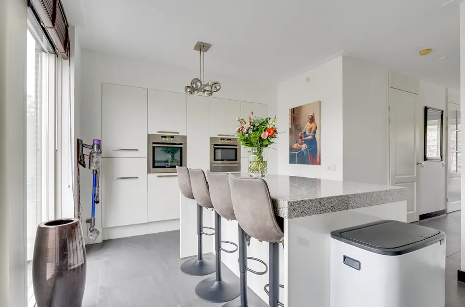 Leonard Bernsteinkade 28