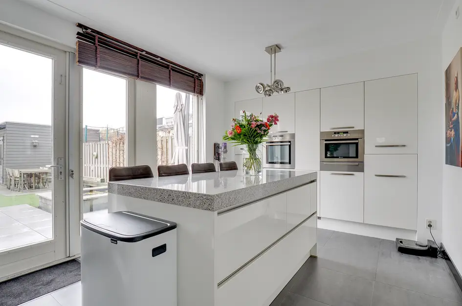 Leonard Bernsteinkade 28