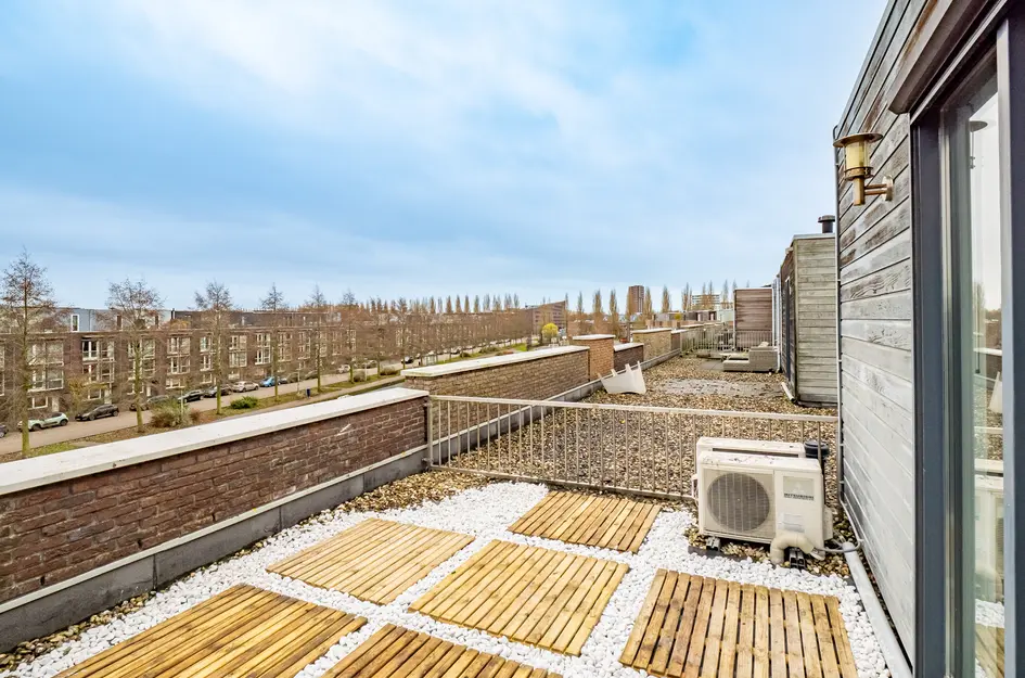 Leonard Bernsteinkade 28