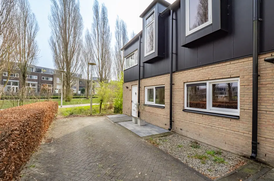 Walter Kollolaan 177