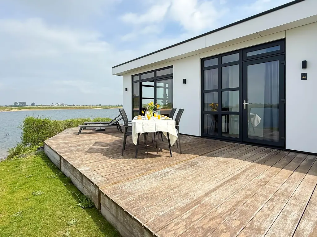 Rijnbandijk 36 84, MAURIK