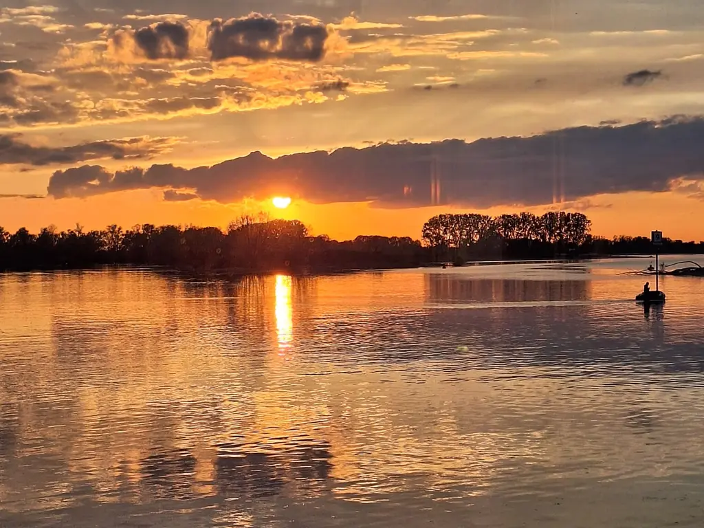 Rijnbandijk 36 84, MAURIK