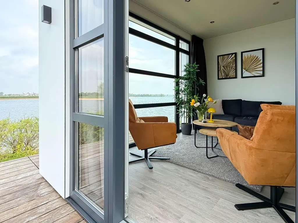 Rijnbandijk 36 84, MAURIK