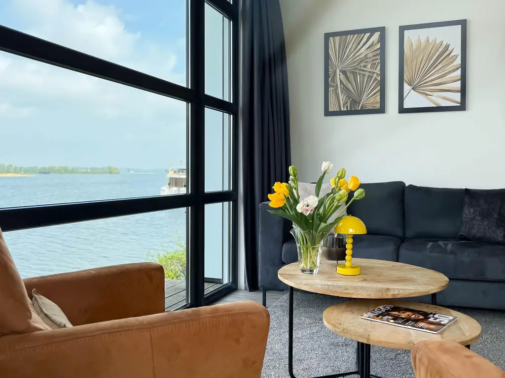 Rijnbandijk 36 84, MAURIK