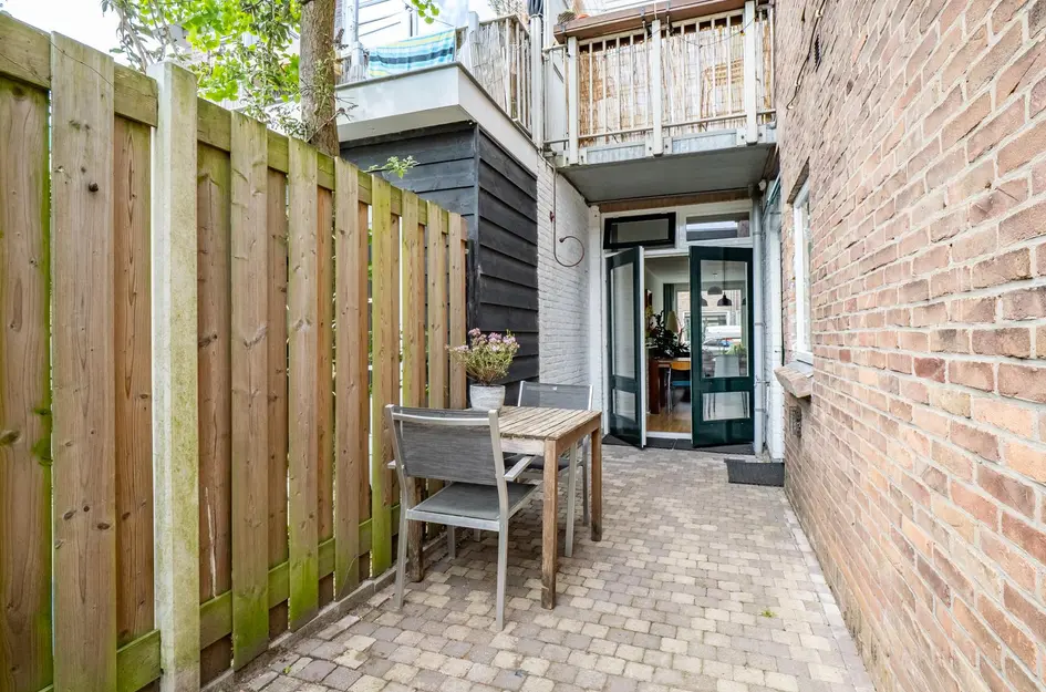 Merwedestraat 12